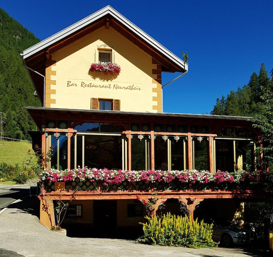Gasthof Neuratheis Senales Exterior photo